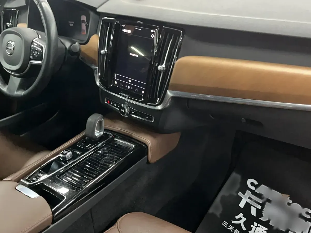 2022 Volvo S90 PHEV 2.0T 303HP L4 8AT PHEV 11.6KWH,autocango,china used car exporter,china ev exporter,chinese used car exporter,chinese used ev exporter