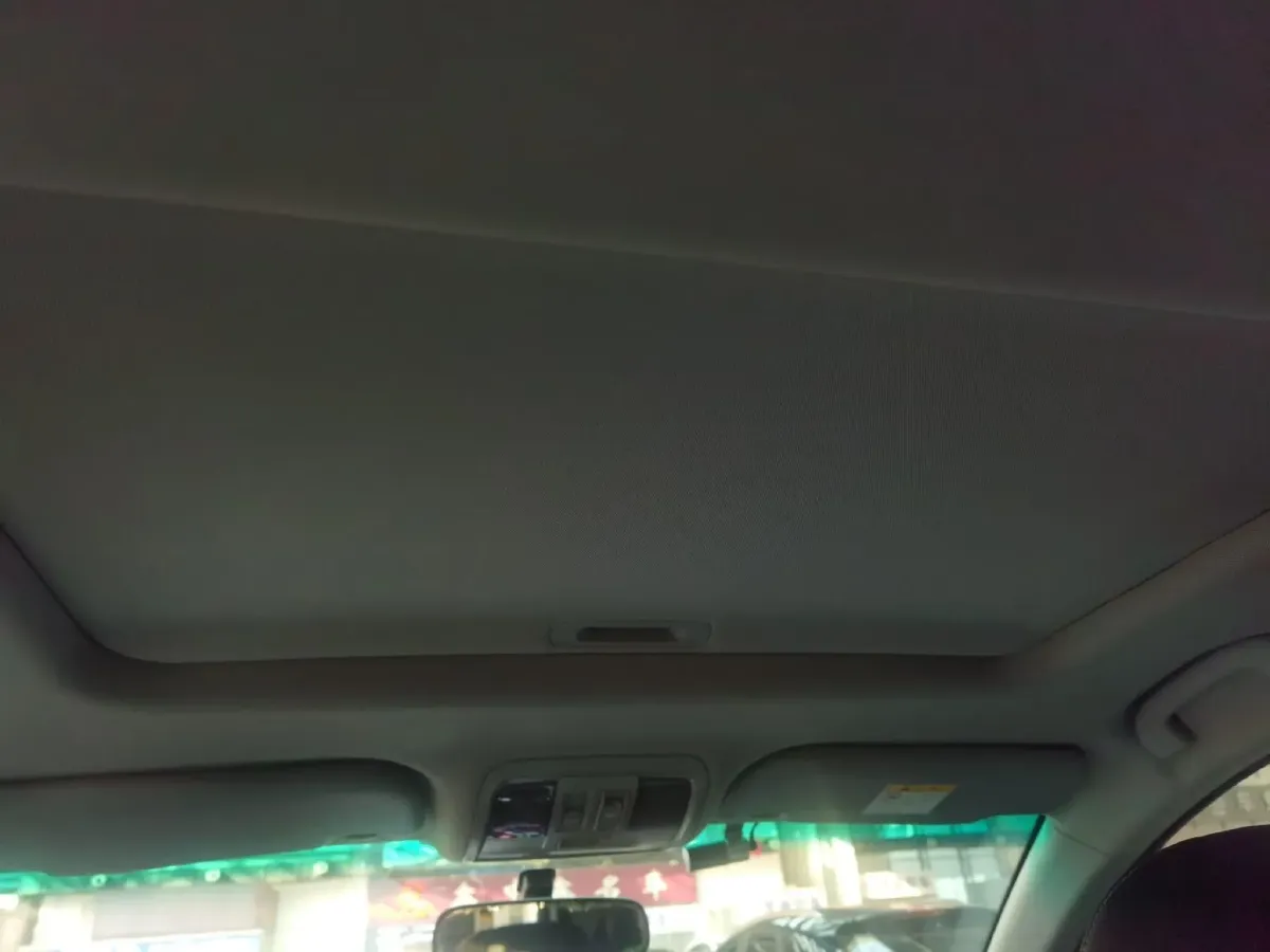 2015 Luxgen 6 SUV 1.8T 180HP L4 6AT,autocango,china used car exporter,china ev exporter,chinese used car exporter,chinese used ev exporter