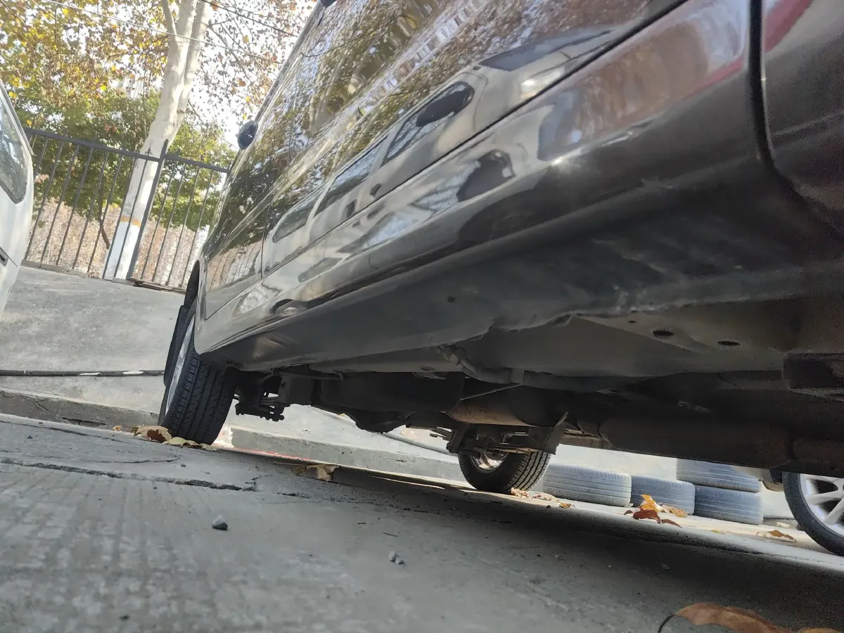 2017 DongFeng Fengon Fengon 330 1.5L 109HP L4 5MT,autocango,china used car exporter,china ev exporter,chinese used car exporter,chinese used ev exporter