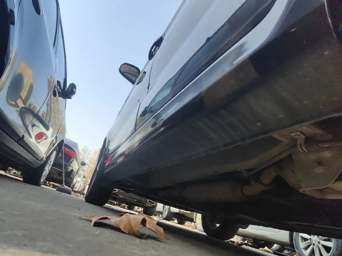 2017 DongFeng Fengon Fengon 330 1.5L 109HP L4 5MT,autocango,china used car exporter,china ev exporter,chinese used car exporter,chinese used ev exporter