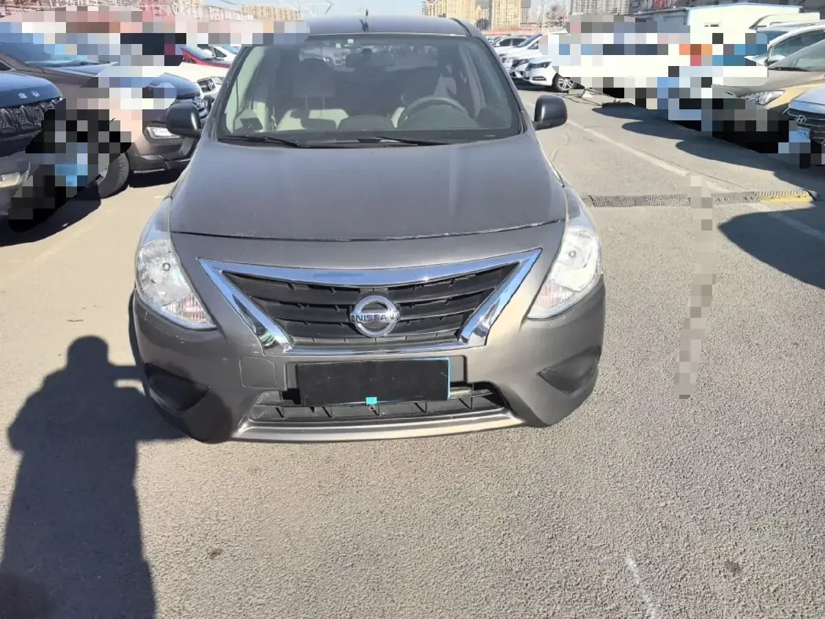 2015 Nissan Sunny 1.5L 112HP L4 CVT