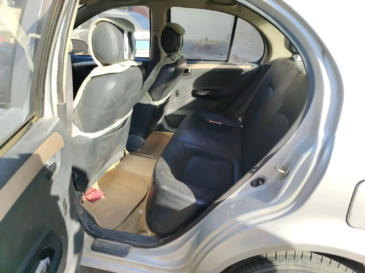 2012 FAW Vita V5 1.5L 102HP L4 5MT,autocango,china used car exporter,china ev exporter,chinese used car exporter,chinese used ev exporter