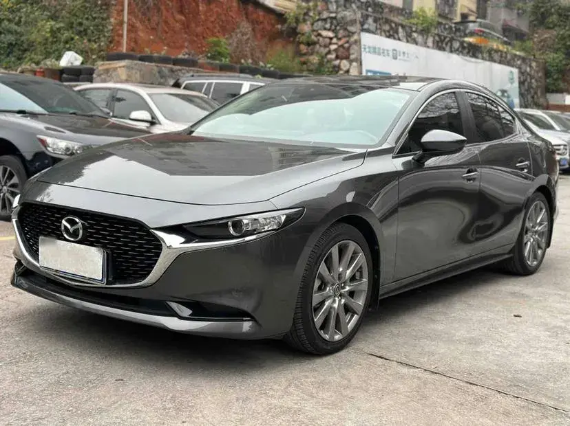 2020 Mazda 3 Axela 2.0L 158HP L4 6AT