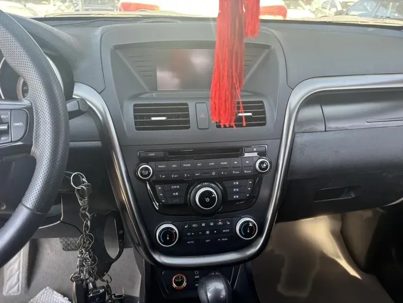 2016 Bestune X80 2.0L 147HP L4 6AT,autocango,china used car exporter,china ev exporter,chinese used car exporter,chinese used ev exporter