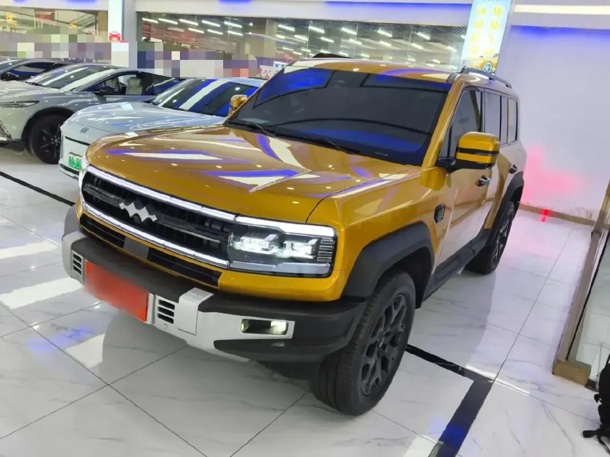 2023 FangChengBao Bao 5 1.5T 194HP L4 E-CVT PHEV 31.8KWH