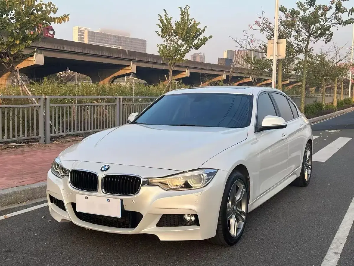 2018 BMW 3 Series 2.0T 184HP L4 8AT