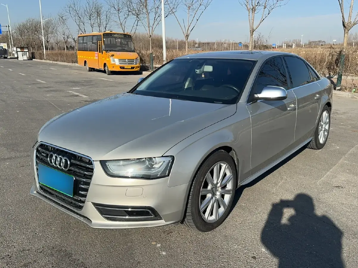 2015 Audi A4L 2.0T 224HP L4 7DCT