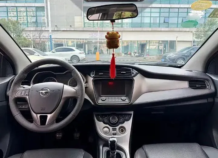 2017 HaiMa M3 1.5L 112HP L4 CVT,autocango,china used car exporter,china ev exporter,chinese used car exporter,chinese used ev exporter