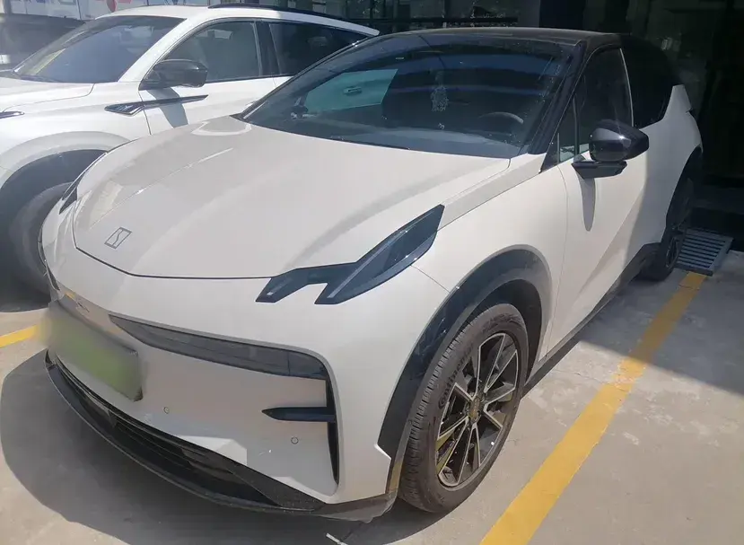 2023 Zeekr X BEV 66KWH