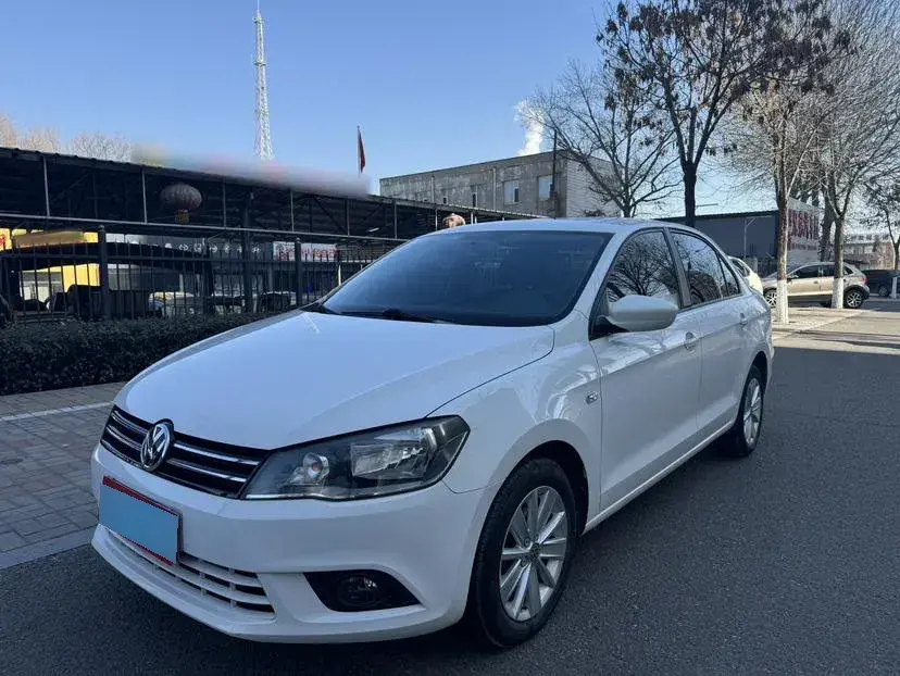 2013 Volkswagen Jetta 1.6L 110HP L4 5MT