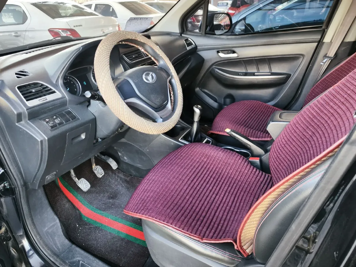 2015 Enranger 737 1.5L 113HP L4 5MT,autocango,china used car exporter,china ev exporter,chinese used car exporter,chinese used ev exporter