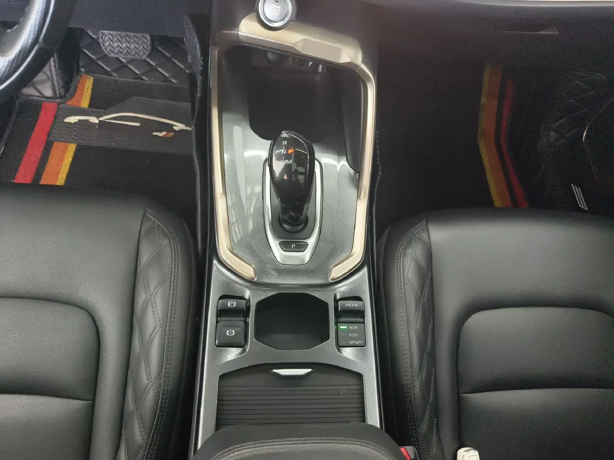 2020 Haval H6 1.5T 169HP L4 7DCT,autocango,china used car exporter,china ev exporter,chinese used car exporter,chinese used ev exporter