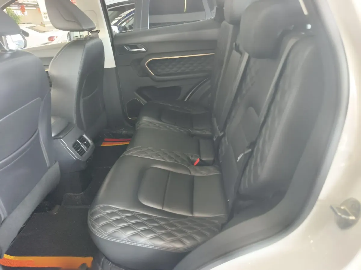 2020 Haval H6 1.5T 169HP L4 7DCT,autocango,china used car exporter,china ev exporter,chinese used car exporter,chinese used ev exporter