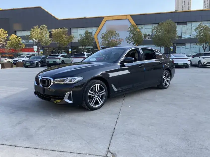 2021 BMW 5 Series 2.0T 252HP L4 8AT