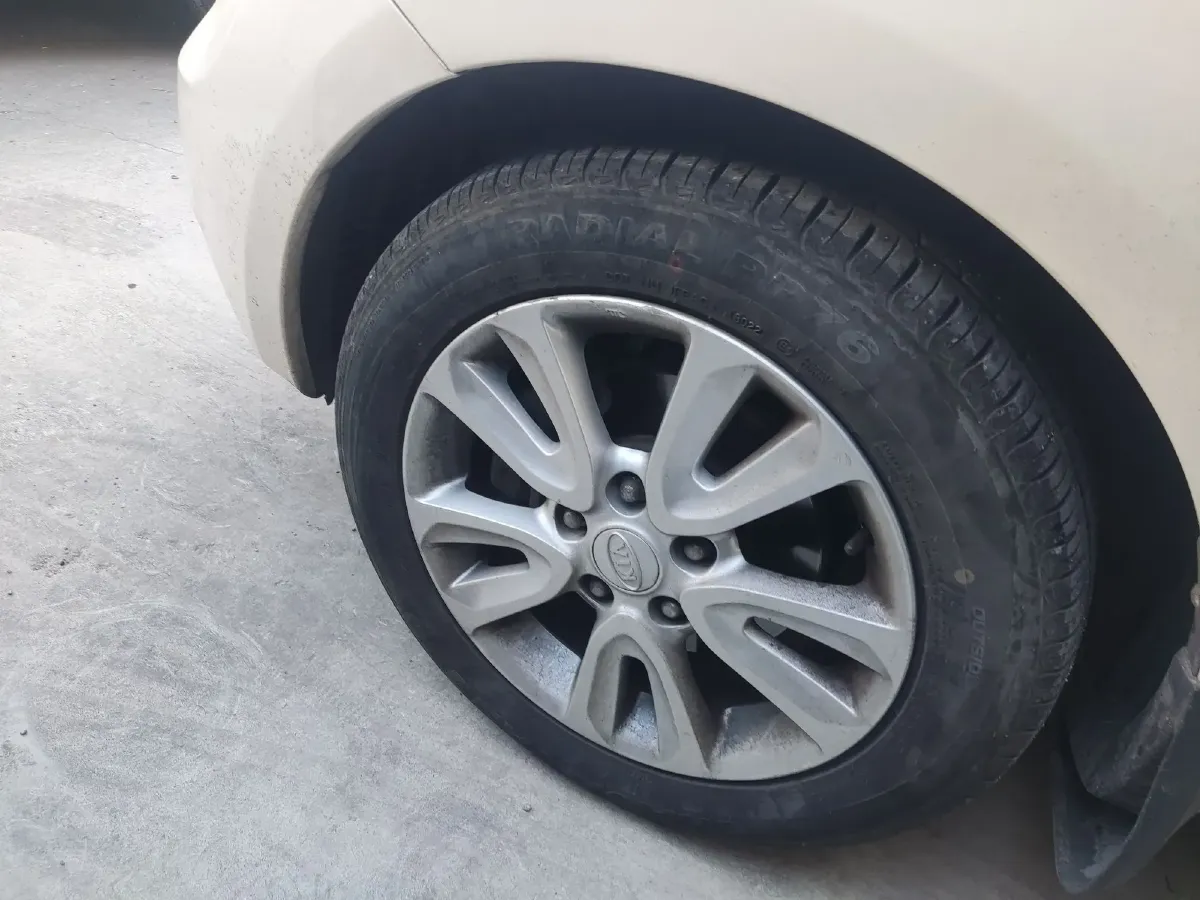 2013 Kia Soul 1.6L 123HP L4 4AT,autocango,china used car exporter,china ev exporter,chinese used car exporter,chinese used ev exporter