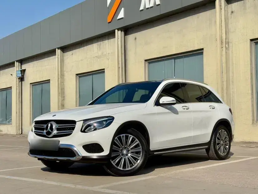 2016 Mercedes-Benz GLC Class 2.0T 211HP L4 9AT