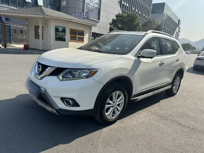 2014 Nissan X-Trail 2.0L 150HP L4 CVT