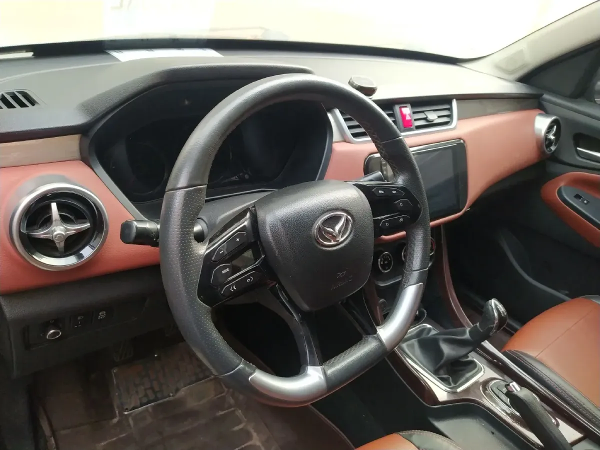 2016 BAIC Hyosow S3 1.5L 113HP L4 5MT,autocango,china used car exporter,china ev exporter,chinese used car exporter,chinese used ev exporter