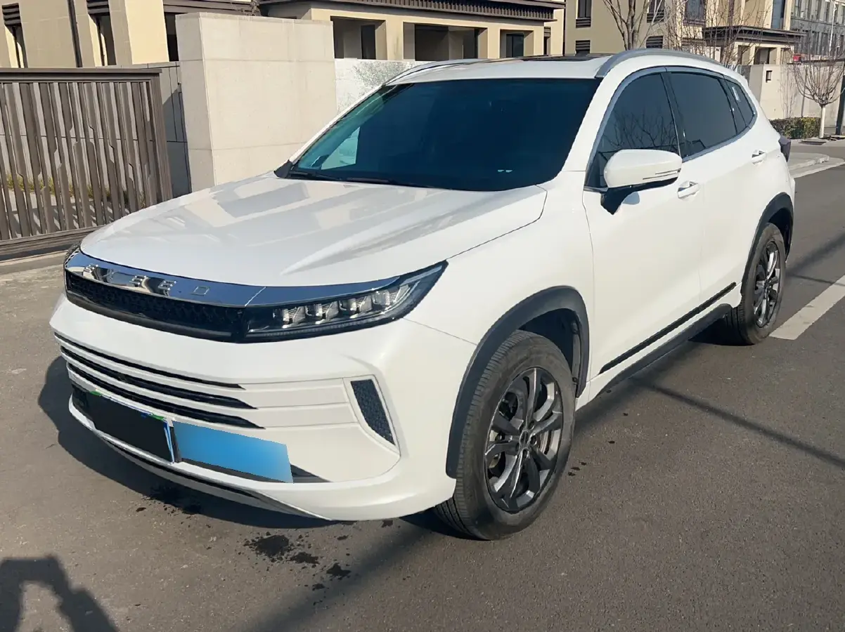 2024 Exceed LX 1.5T 156HP L4 CVT