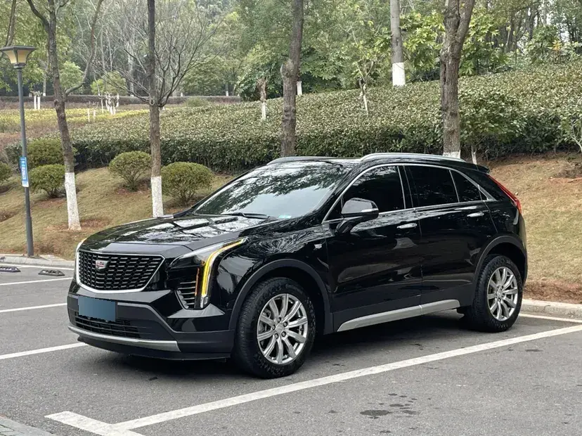 2021 Cadillac XT4 2.0T 237HP L4 9AT