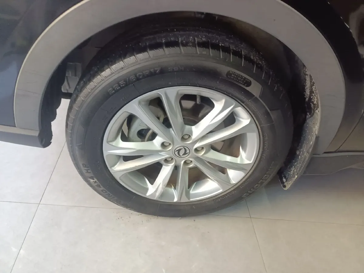 2020 DongFeng Fengon Fengon 580 Pro 1.5T 180HP L4 CVT,autocango,china used car exporter,china ev exporter,chinese used car exporter,chinese used ev exporter