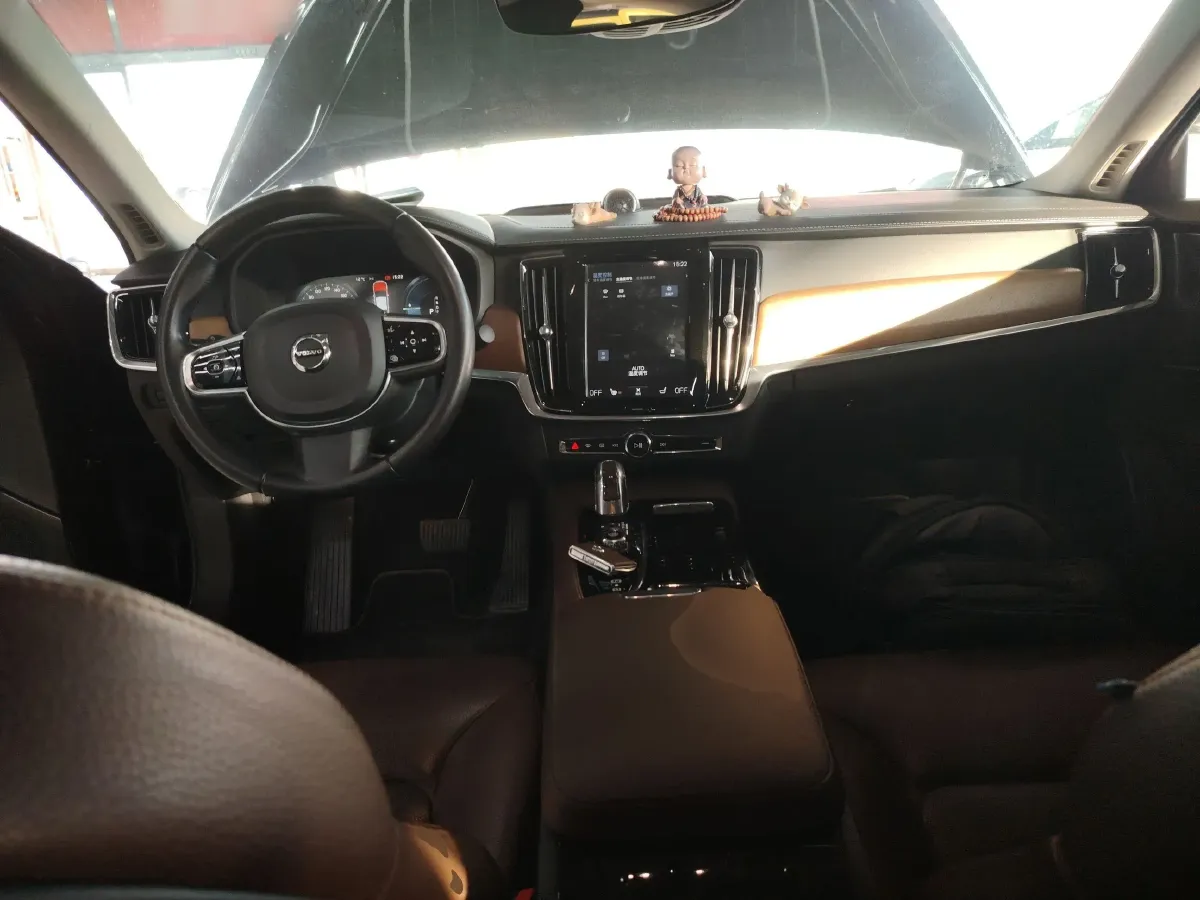 2019 Volvo S90 PHEV 2.0T 320HP L4 8AT PHEV 10.1KWH,autocango,china used car exporter,china ev exporter,chinese used car exporter,chinese used ev exporter