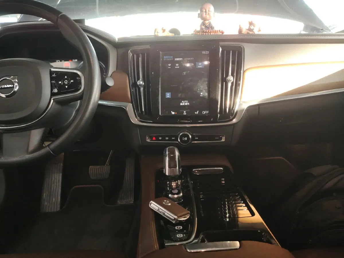 2019 Volvo S90 PHEV 2.0T 320HP L4 8AT PHEV 10.1KWH,autocango,china used car exporter,china ev exporter,chinese used car exporter,chinese used ev exporter