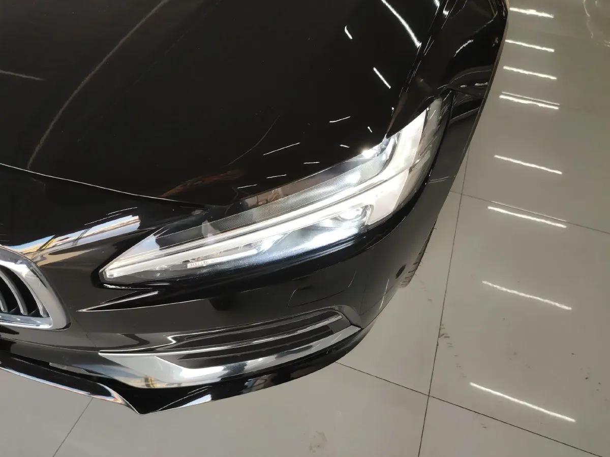 2019 Volvo S90 PHEV 2.0T 320HP L4 8AT PHEV 10.1KWH,autocango,china used car exporter,china ev exporter,chinese used car exporter,chinese used ev exporter