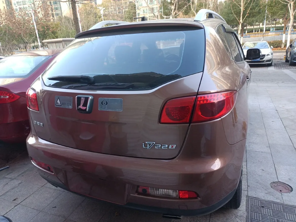 2012 Luxgen Grand7 SUV 2.2T 178HP L4 5AT,autocango,china used car exporter,china ev exporter,chinese used car exporter,chinese used ev exporter