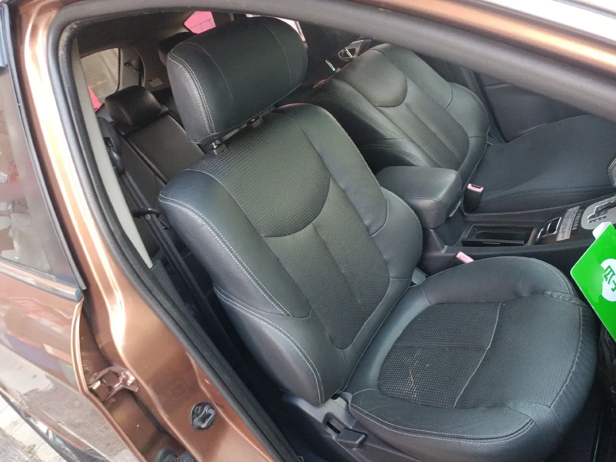 2012 Luxgen Grand7 SUV 2.2T 178HP L4 5AT,autocango,china used car exporter,china ev exporter,chinese used car exporter,chinese used ev exporter