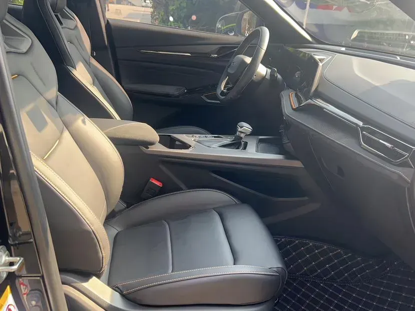 2023 ChangAn Oshan X5 Plus 1.5T 188HP L4 7DCT,autocango,china used car exporter,china ev exporter,chinese used car exporter,chinese used ev exporter