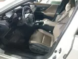 2021 Lexus ES 2.0L 173HP L4 CVT,autocango,china used car exporter,china ev exporter,chinese used car exporter,chinese used ev exporter