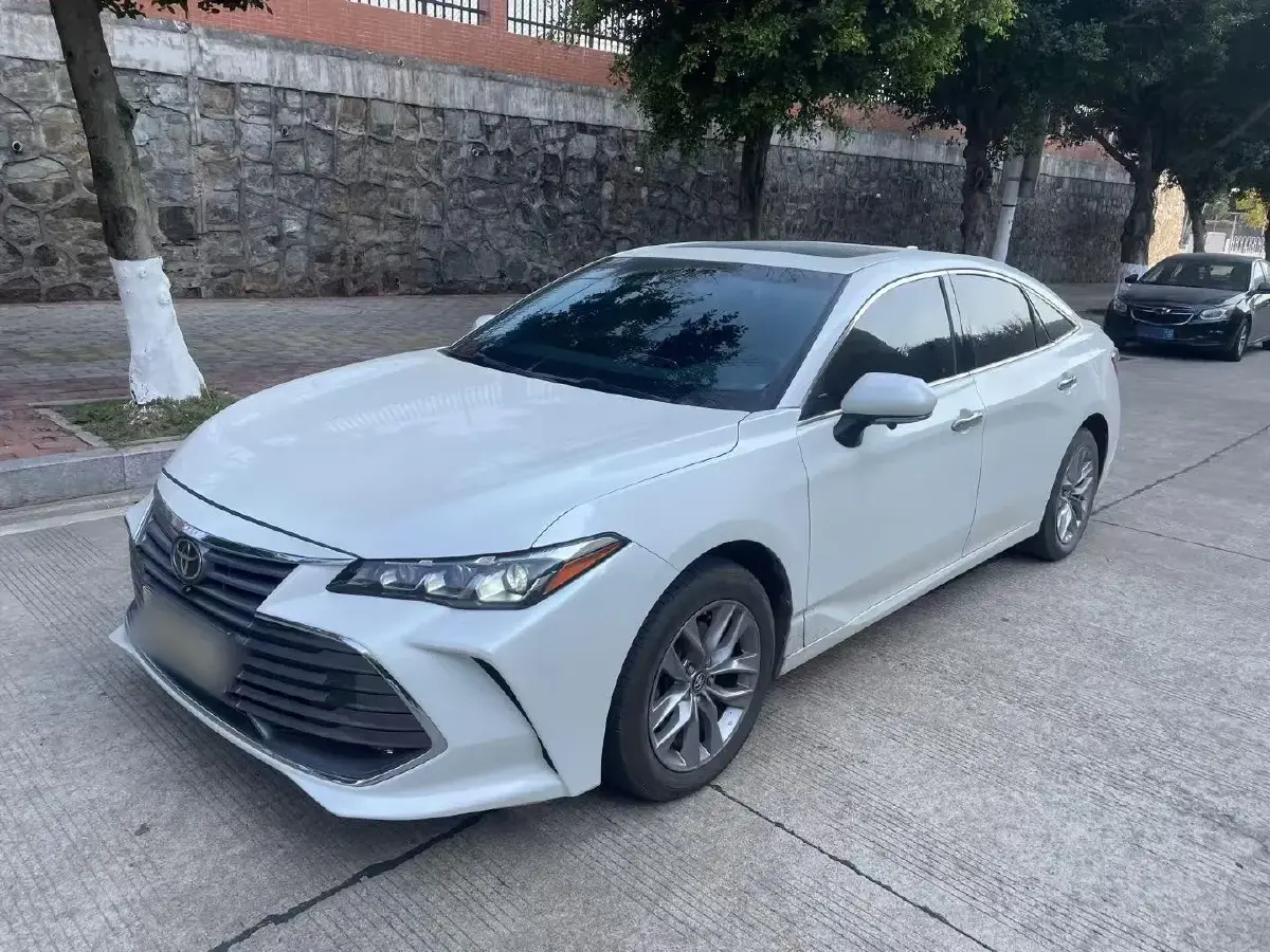 2019 Toyota Avalon 2.0L 178HP L4 CVT