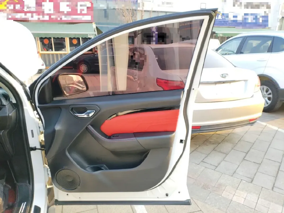 2016 Soueast DX3 1.5T 156HP L4 6MT,autocango,china used car exporter,china ev exporter,chinese used car exporter,chinese used ev exporter