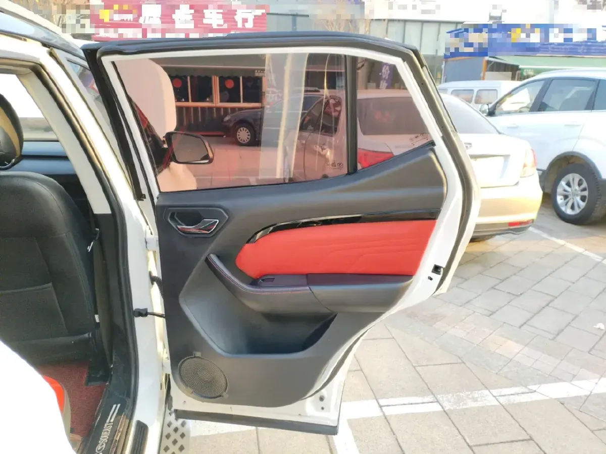 2016 Soueast DX3 1.5T 156HP L4 6MT,autocango,china used car exporter,china ev exporter,chinese used car exporter,chinese used ev exporter
