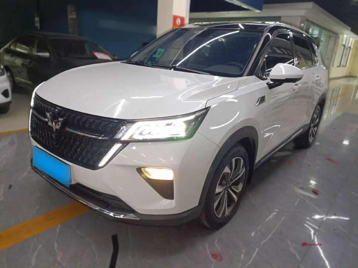 2022 WuLing XingChen 2.0L 136HP L4 1DHT Hybrid 1.8KWH