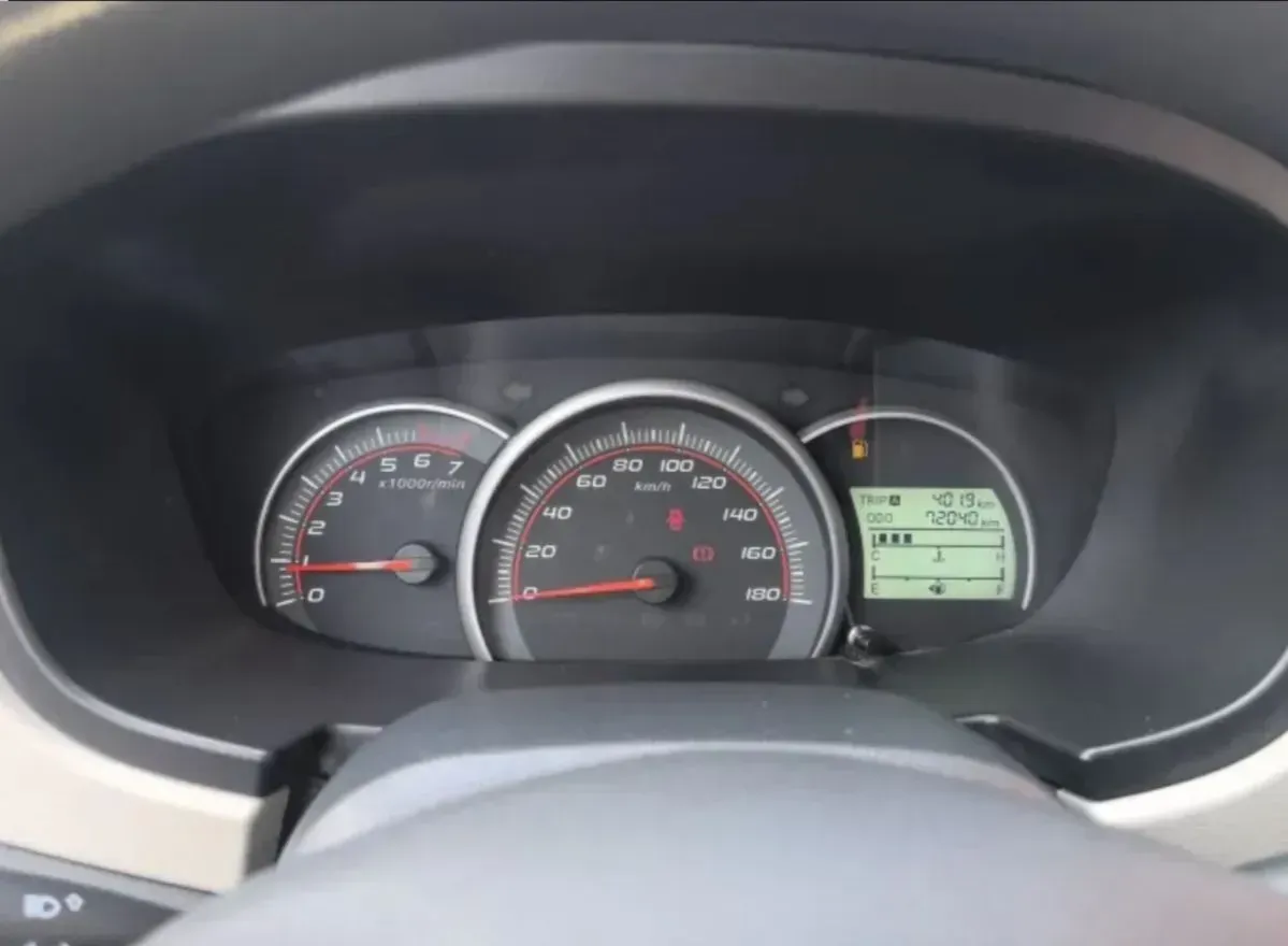 2015 ChangAn Oshan Eulove 1.2L 90HP L4 5MT,autocango,china used car exporter,china ev exporter,chinese used car exporter,chinese used ev exporter