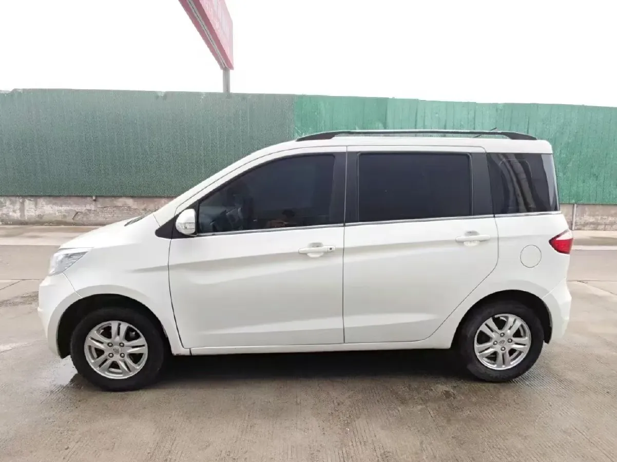 2015 ChangAn Oshan Eulove 1.2L 90HP L4 5MT,autocango,china used car exporter,china ev exporter,chinese used car exporter,chinese used ev exporter