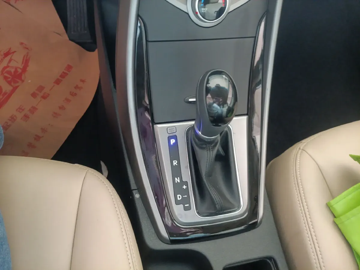 2016 Hyundai Elantra 1.6L 128HP L4 6AT,autocango,china used car exporter,china ev exporter,chinese used car exporter,chinese used ev exporter