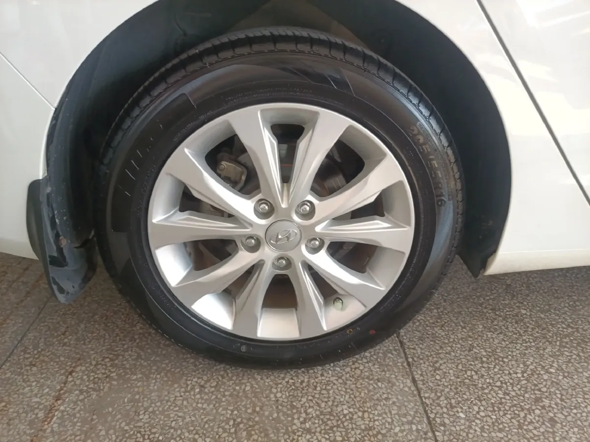 2016 Hyundai Elantra 1.6L 128HP L4 6AT,autocango,china used car exporter,china ev exporter,chinese used car exporter,chinese used ev exporter