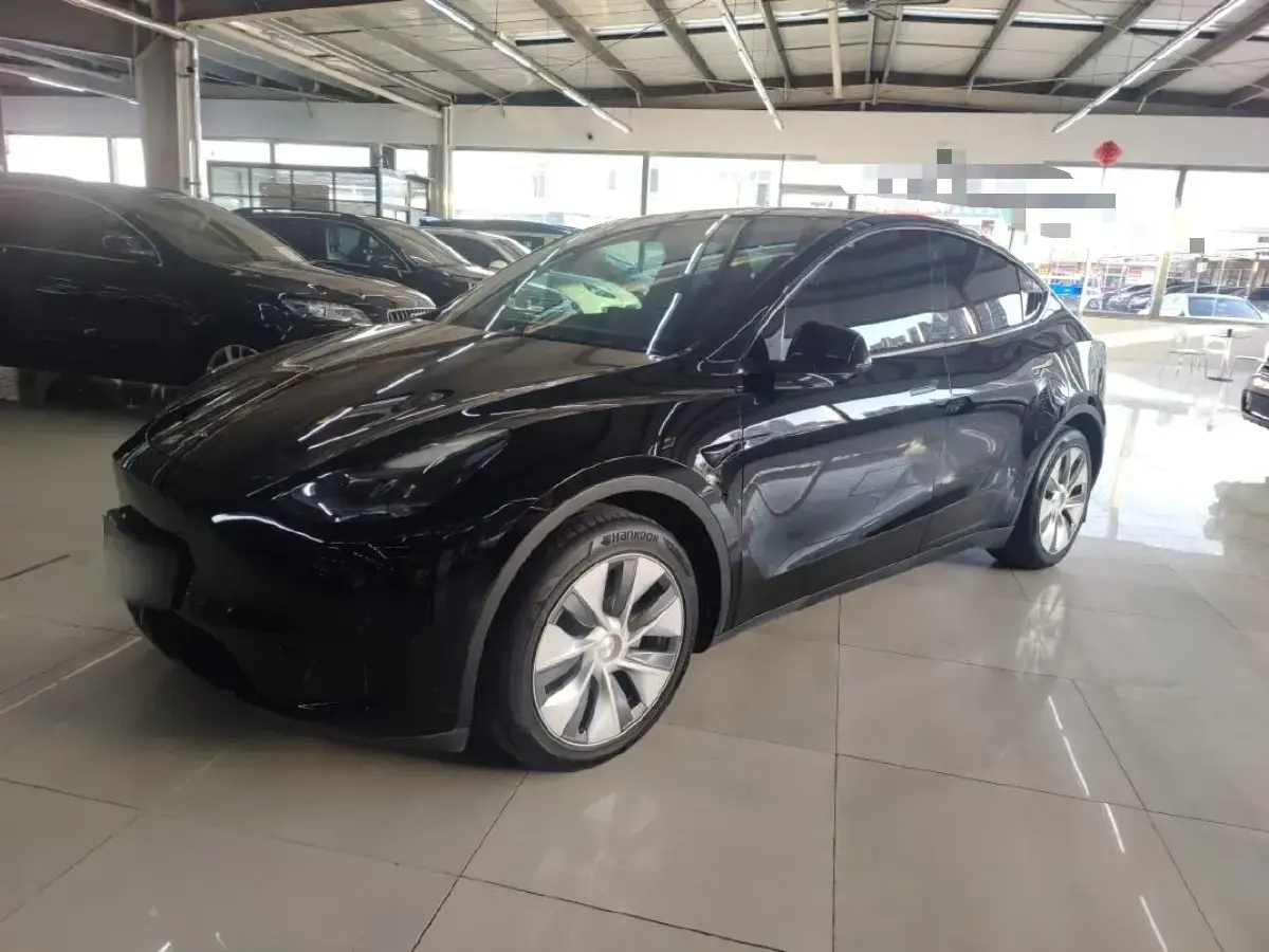 2022 Tesla Model Y BEV 60KWH