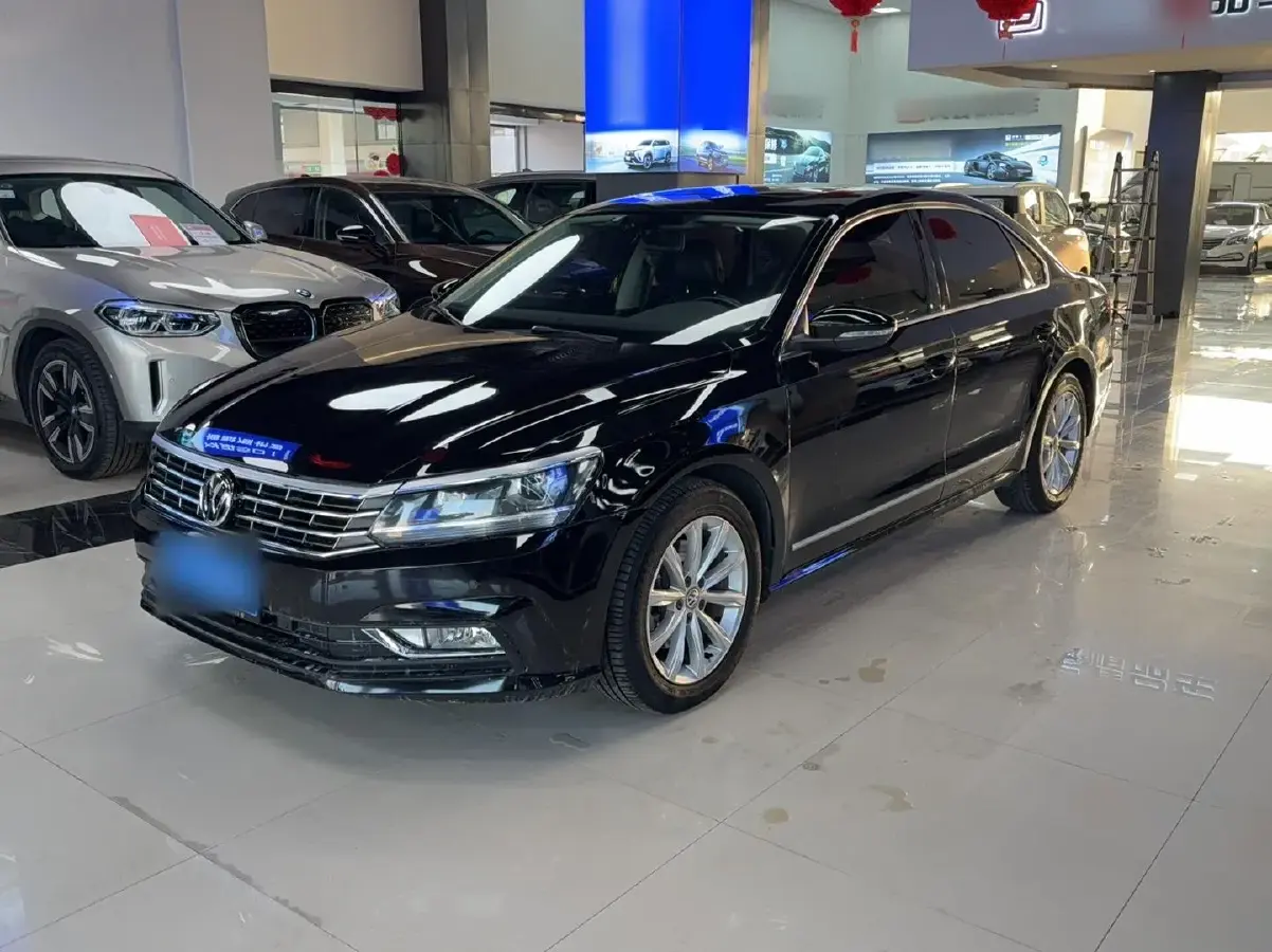 2017 Volkswagen Passat 1.8T 180HP L4 7DCT