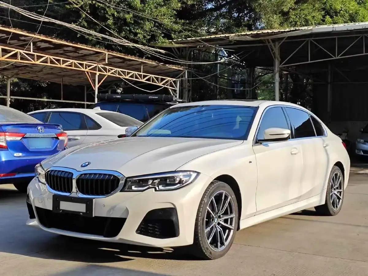 2022 BMW 3 Series 2.0T 184HP L4 8AT
