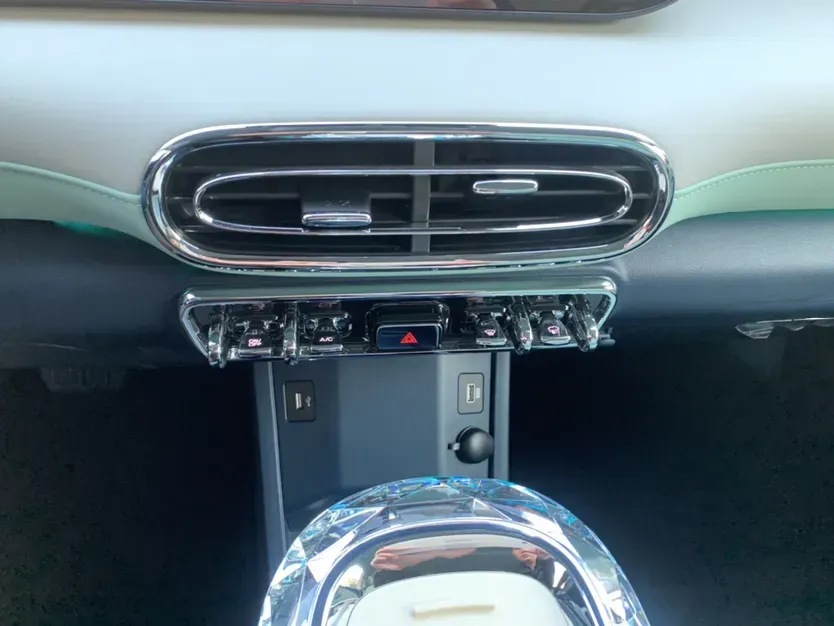 2023 Ora BalletCat BEV 49.92KWH,autocango,china used car exporter,china ev exporter,chinese used car exporter,chinese used ev exporter