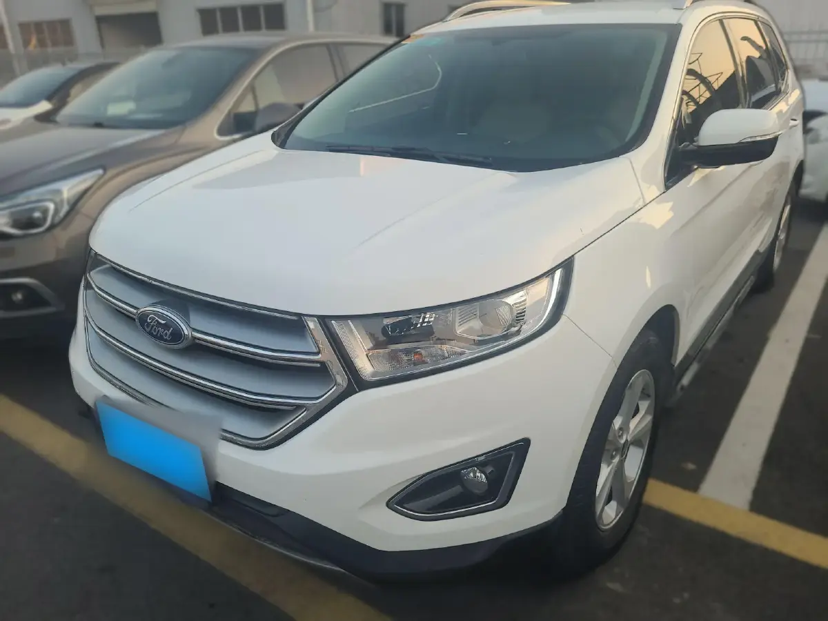 2016 Ford Edge 2.0T 245HP L4 6AT