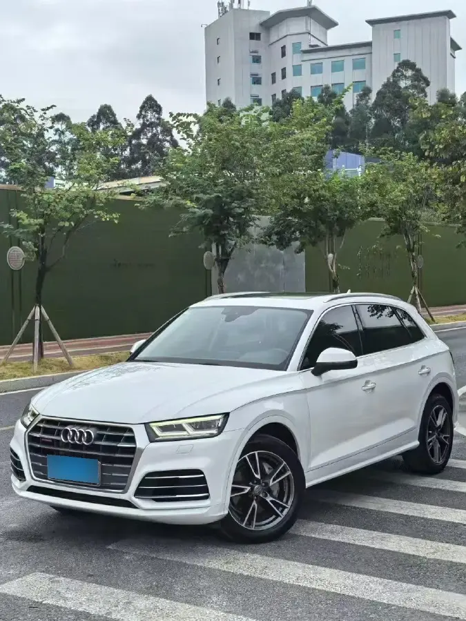 2018 Audi Q5L 2.0T 190HP L4 7DCT