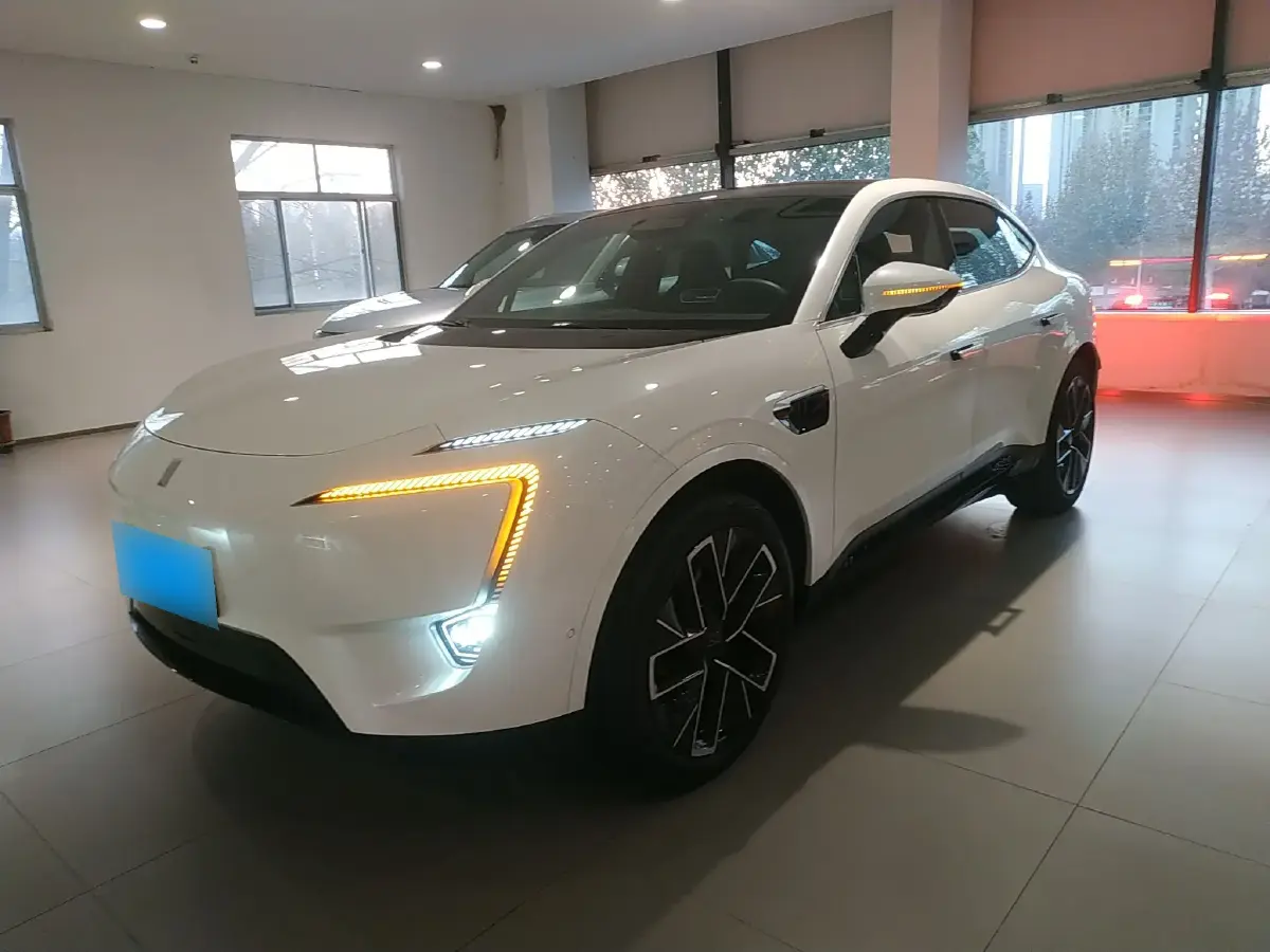 2023 Avatr 11 BEV 90KWH