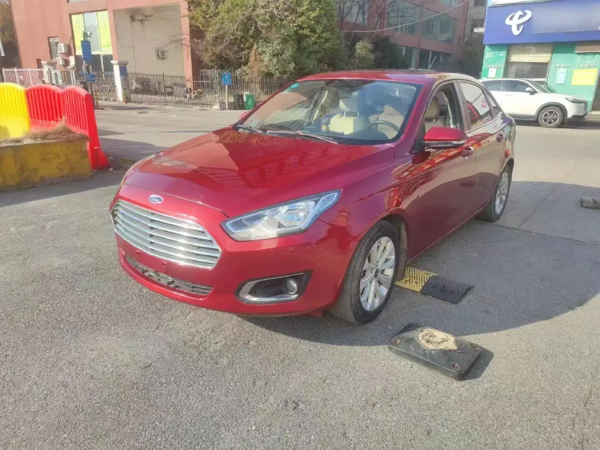 2017 Ford Escort 1.5L 113HP L4 6AT