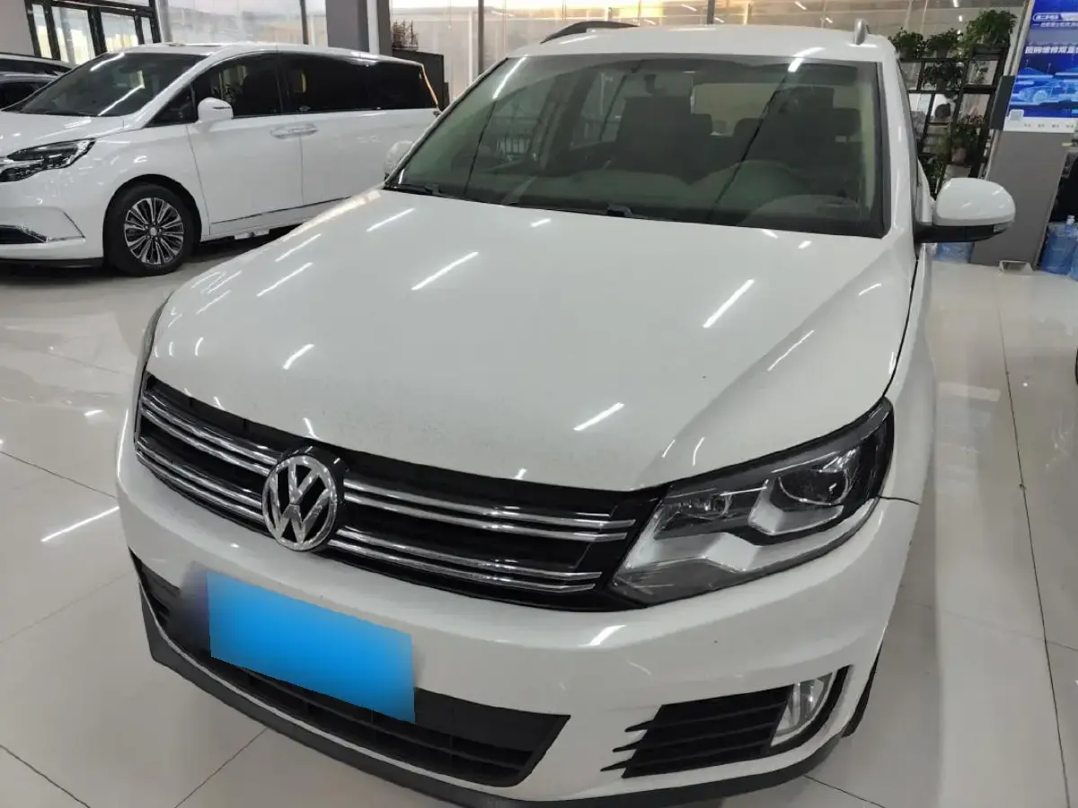 2016 Volkswagen Tiguan 1.4T 150HP L4 6DCT