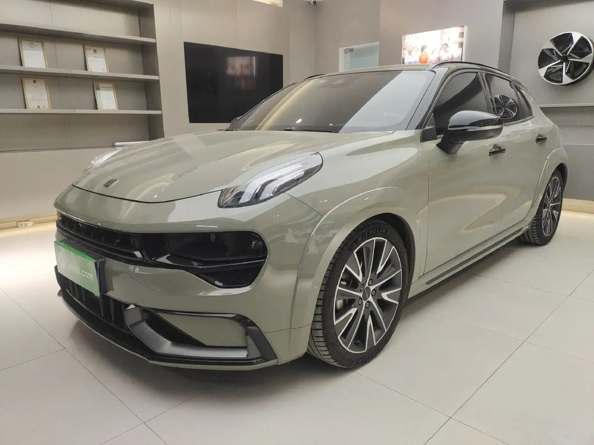 2021 LYNK&CO 02 Hatchback 2.0T 254HP L4 8AT